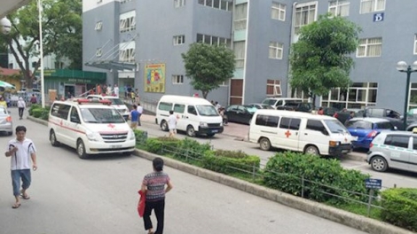 Dịch vụ cho thuê, khoán tại bệnh viện và bài toán quản lý. (15/8/2016)