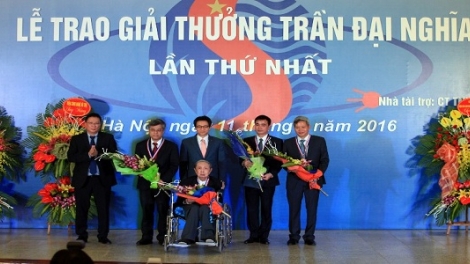Giải thưởng Trần Đại Nghĩa và công trình xử lý bùn đỏ made in Vietnam (20/9/2016)