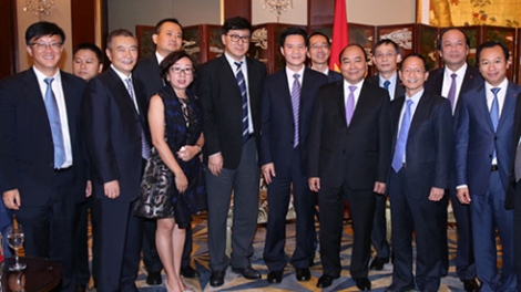 Thăm Khu hành chính đặc biệt HongKong - Trung Quốc, Thủ tướng Nguyễn Xuân Phúc dự Diễn đàn Kinh doanh và Đầu tư HongKong - Việt Nam với sự tham gia của 300 nhà đầu tư hai nước (Thời sự chiều 14/9/2016)