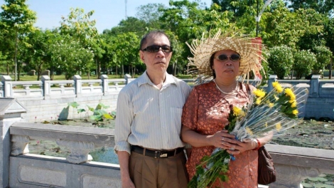 Câu chuyện về hạnh phúc của một đôi vợ chồng khiếm thị (9/1/2017)