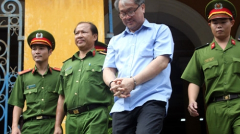 Tòa án nhân dân cấp cao tại thành phố Hồ Chí Minh tuyên án phúc thẩm đối với các bị cáo trong vụ án thất thoát hơn 9.000 tỷ tại Ngân hàng Xây dựng Việt Nam, đồng thời quyết định khởi tố thêm 3 vụ án khác (Thời sự chiều 24/1/2017)
