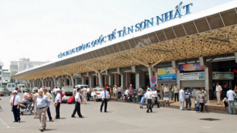 Sân bay Tân Sơn Nhất, thành phố Hồ Chí Minh đề nghị hạn chế tối đa người đưa đón trong dịp Tết để giảm bớt quá tải (Thời sự chiều 08/01/2017)