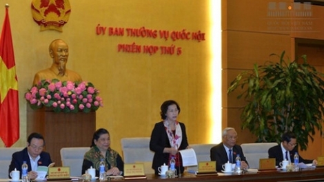 Khai mạc Phiên họp thứ 6, Ủy ban Thường vụ Quốc hội khóa 14: Chính phủ chưa trình Dự thảo Nghị quyết về việc xử lý kỷ luật đối với các cán bộ, công chức đã nghỉ hưu (Thời sự chiều 9/1/2017)