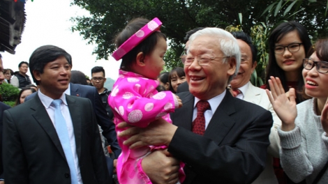 Tổng Bí thư Nguyễn Phú Trọng thăm và chúc Tết Đảng bộ, chính quyền và nhân dân thủ đô Hà Nội (Thời sự trưa 28/01/2017)