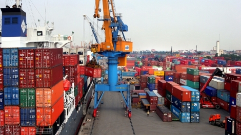 Dự án Luật quản lý ngoại thương- cần quy định rõ danh mục cấm xuất nhập khẩu (19/01/2017)
