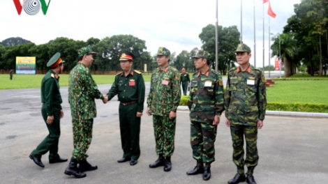 Chủ tịch nước Trần Đại Quang làm việc với Bộ Quốc phòng tại Trung tâm Huấn luyện Miếu Môn, Hà Nội. (Thời sự chiều 17/10/2017)