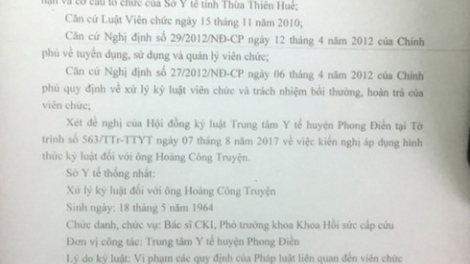 Bộ trưởng Thông tin Truyền thông Trương Minh Tuấn yêu cầu Giám đốc Sở Thông tin truyền thông tỉnh Thừa Thiên-Huế báo cáo về việc phạt bác sĩ "nói xấu" Bộ trưởng Y tế (Thời sự chiều 22/10/2017)