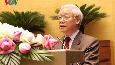 Tổng Bí thư Nguyễn Phú Trọng ký ban hành Quy định của Bộ Chính trị về luân chuyển cán bộ. (Thời sự chiều 8/10/2017)