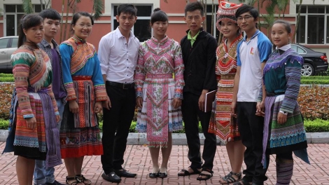 Chàng trai người Mông trên hành trình tìm lại giá trị văn hóa của dân tộc mình (6/11/2017)