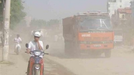 Ô nhiễm bụi ở Hà Nội: Đi không được - ở cũng không xong (20/11/2017)
