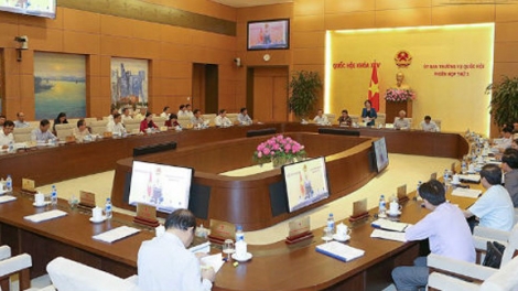 Ủy ban thường vụ Quốc hội cho ý kiến dự thảo Bộ luật Hình sự sửa đổi (21/02/2017)