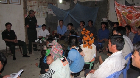 Tăng cường phổ biến, giáo dục pháp luật cho cán bộ nhân dân vùng biên giới, hải đảo (3/2/2017)