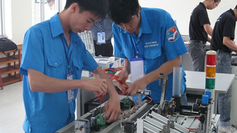 Hội nhập và nỗi lo cạnh tranh lao động tay nghề cao (14/02/2017)