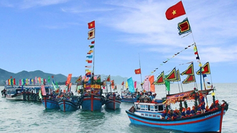 Ngư dân vươn khơi bám biển trong những ngày đầu năm mới (1/2/2017)