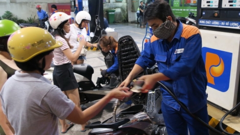 Tăng thuế môi trường xăng dầu sẽ tác động mạnh đến nền kinh tế (17/02/2017)