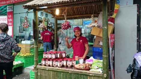 Câu chuyện khởi nghiệp từ đam mê của bà mẹ trẻ (23/3/2017)