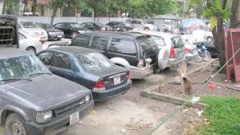 Vì sao nhà đầu tư chưa mặn mà với các dự án bãi đỗ xe? (08/3/2017)