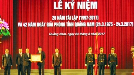 Thủ tướng Nguyễn Xuân Phúc dự Lễ kỷ niệm 20 năm tái lập tỉnh và 42 năm ngày giải phóng tỉnh Quảng Nam. (Thời sự đêm 24/3/2017)