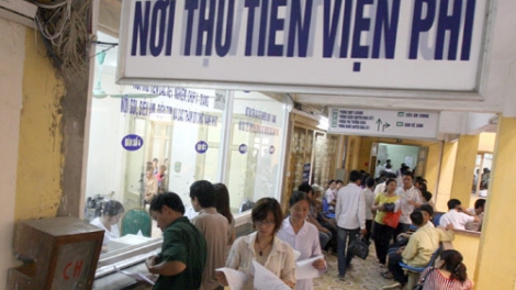 Sẽ không đồng loạt tăng giá viện phí đối với người chưa có thẻ bảo hiểm y tế từ ngày 1/6 tới đây (Thời sự đêm 29/4/2017)