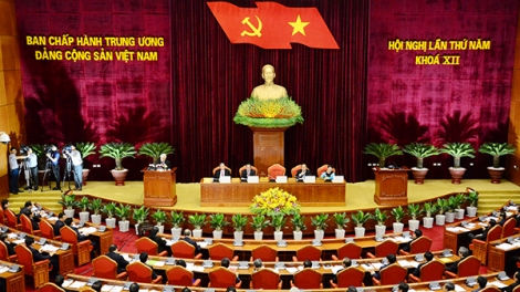 Tổng Bí thư Nguyễn Phú Trọng đề nghị Trung ương với tinh thần nhìn thẳng vào sự thật, đánh giá những ưu điểm, những hạn chế trong lãnh đạo, chỉ đạo của Bộ Chính trị và Ban Bí thư. (Thời sự chiều 05/5/2017)