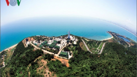 Nên phát triển du lịch sinh thái hay bảo tồn nguyên trạng bán đảo Sơn Trà? (31/5/2017)