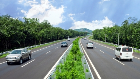 Nhượng quyền khai thác đường cao tốc: Sức hấp dẫn với các nhà đầu tư (06/6/2017)