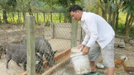 Hành trình hòa nhập và phát triển của người Rục ở Quảng Bình (07/6/2017)