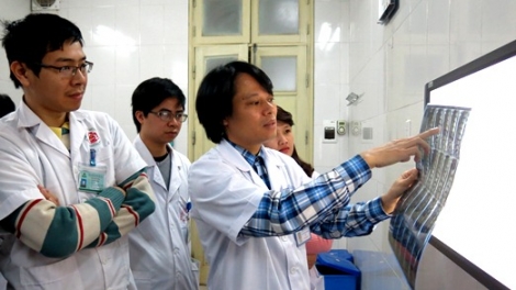 Giải pháp nào để hài hòa quyền lợi bảo hiểm y tế (22/6/2017)