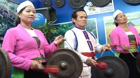Gặp gỡ nghệ nhân dân gian Nguyễn Văn Thực, người giữ hồn cồng chiêng Mường (07/7/2017)