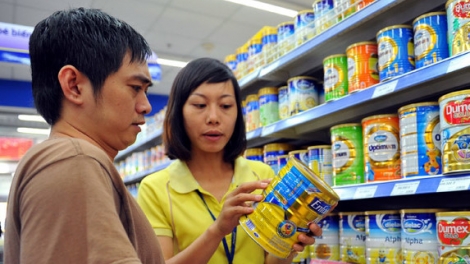 Phải đăng ký và kê khai giá sữa bán lẻ dành cho trẻ em dưới 6 tuổi kể từ 10/8 tới đây (7/8/2017)