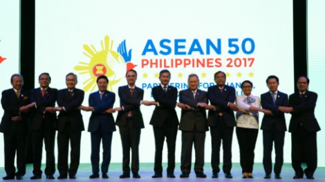 Các nước ASEAN và Trung Quốc thông qua Dự thảo khung Bộ Quy tắc ứng xử ở Biển Đông (Thời sự chiều 6/8/2017)