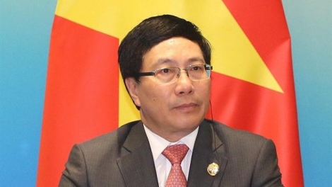 Phó Thủ tướng, Bộ trưởng Bộ Ngoại giao Phạm Bình Minh tham gia Tọa đàm Sáng kiến đầu tư cho phụ nữ (Thời sự trưa 6/8/2017)