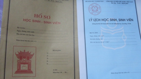 Từ năm nay, học sinh không cần xác nhận sơ yếu lý lịch khi nộp hồ sơ trúng tuyển vào các trường đại học, cao đẳng (Thời sự trưa 13/8/2017)