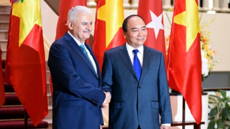 Thủ tướng Nguyễn Xuân Phúc và Thủ tướng Thổ Nhĩ Kỳ Binali Yildirim dự diễn đàn doanh nghiệp Việt Nam - Thổ Nhĩ Kỳ (Thời sự trưa 24/8/2017)