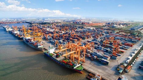 Đầu tư hệ thống cảng biển, phát triển dịch vụ Logistics (8/8/2017)