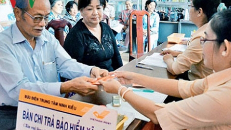 Tổng cục Cảnh sát và Bảo hiểm xã hội Việt Nam phối hợp khởi tố 46 vụ án vi phạm chính sách bảo hiểm xã hội (Thời sự trưa 4/8/2017)