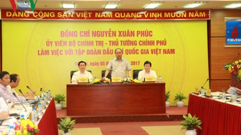 Thủ tướng Nguyễn Xuân Phúc làm việc với Tập đoàn Dầu khí Quốc gia Việt Nam, yêu cầu Tập đoàn xây dựng lại đội ngũ cán bộ, tổ chức lại sản xuất (Thời sự chiều 5/8/2017)
