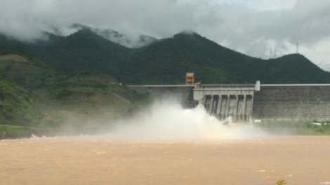Tổng cục Thủy lợi yêu cầu thực hiện ngay các biện pháp bảo đảm an toàn hồ chứa phía Bắc và đề phòng ngập úng tại khu vực hạ du. (Thời sự chiều 10/9/2017)