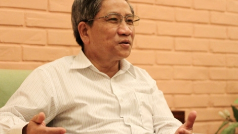 Làm thế nào để giảm tải giáo dục phổ thông, đào tạo thực chất, chiến thắng bệnh thành tích  (05/9/2017)