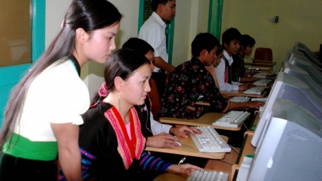 Chiến lược đào tạo và sử dụng cán bộ người dân tộc thiểu số: Cần đi vào thực chất  (02/9/2017)