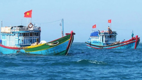 Ra khơi bám biển và nhiệm vụ giữ ngư trường truyền thống (25/9/2017)