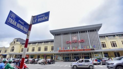 Chuyên gia lo ngại xây tổ hợp nhà cao tầng 40 đến 70 tầng khu vực ga Hà Nội sẽ phá vỡ quy hoạch kiến trúc nội đô (Thời sự trưa 17/9/2017)