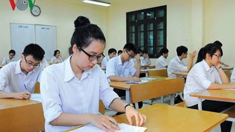 Nhiều ý kiến trái chiều trước đề xuất bỏ cộng điểm khuyến khích nghề cho thí sinh khi tuyển sinh vào lớp 10 (Thời sự chiều 9/1/2018)