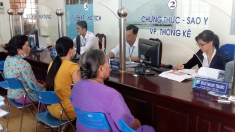 Cán bộ phải xin lỗi dân khi chậm giải quyết thủ tục hành chính (4/10/2018)