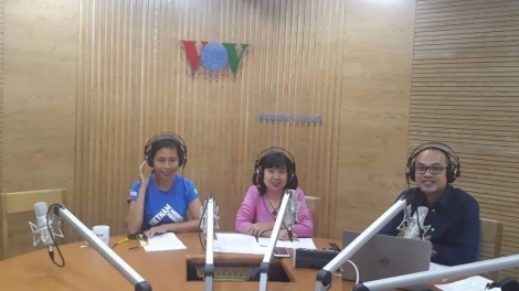 Trò chuyện với nhà văn Trang Hạ: Đàn bà chỉ dùng tình yêu có thể giữ được chồng? (20/10/2018)