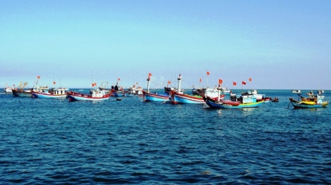 Nâng cao ý thức chấp hành pháp luật của ngư dân trong hoạt động khai thác hải sản (7/11/2018)