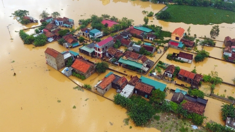 Dành 10 nghìn tỷ đồng cho các dự án phòng chống giảm nhẹ thiên tai (Thời sự trưa 12/11/2018)
