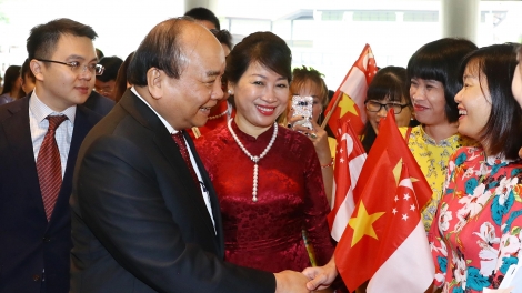 Thủ tướng Nguyễn Xuân Phúc bắt đầu tham dự Hội nghị cấp cao ASEAN lần thứ 33 và các hội nghị liên quan tại Singapore (Thời sự chiều 13/11/2018)