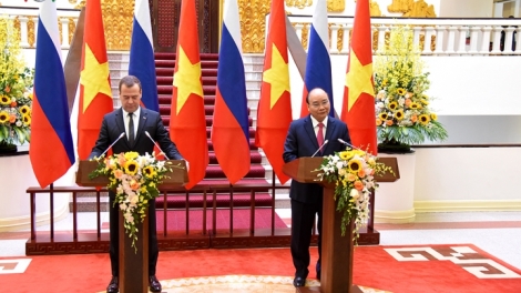Thủ tướng Nguyễn Xuân Phúc chủ trì Lễ đón Thủ tướng Liên bang Nga Dmitry Medvedev thăm chính thức Việt Nam (Thời sự trưa 19/11/2018)