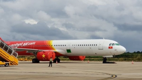 Sau 3 sự cố liên tiếp, Cục Hàng không Việt Nam đưa hãng hàng không Vietjet vào giám sát đặc biệt về tình hình hoạt động khai thác bay (Thời sự trưa 26/12/2018)